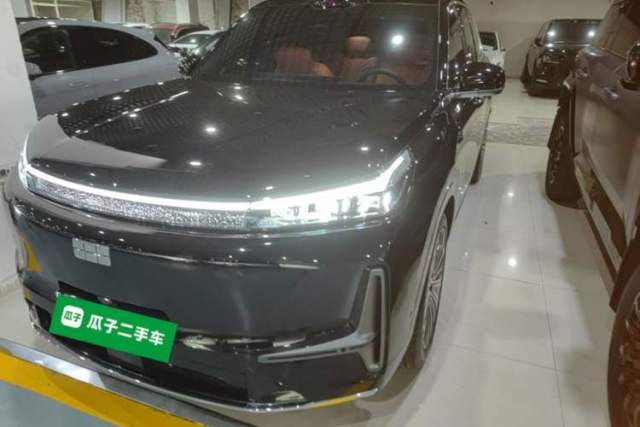 Used Geely Galaxy M9 2025 Model 210km Four-Wheel-Drive Leading Edition