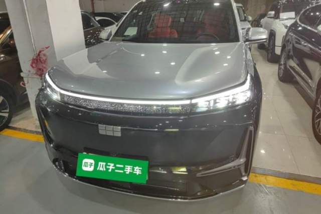 Used Geely Galaxy M9 2025 Model 210km Four-Wheel-Drive Leading Edition