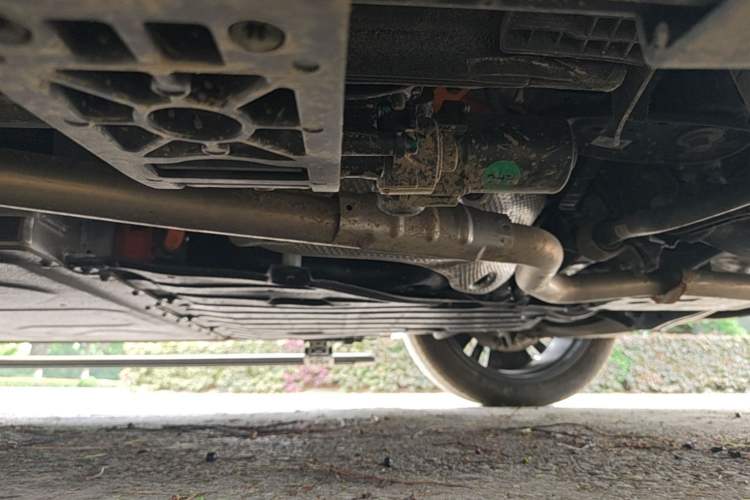 Used Geely Galaxy M9 2025 Model 210km Four-Wheel-Drive Leading Edition Chassis Rear Left