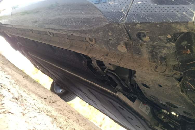 Used Geely Galaxy M9 2025 Model 230km Two-Wheel-Drive Exploration Edition Chassis Rear Left