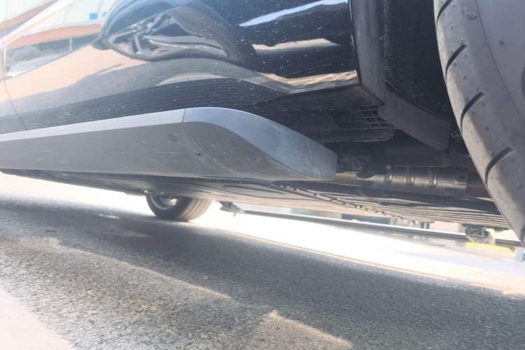 Used Geely Galaxy M9 2025 Model 210km Four-Wheel-Drive Leading Edition Chassis Rear Left