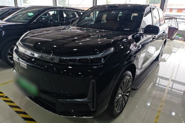 Used Geely Galaxy M9 2025 Model 210km Four-Wheel-Drive Leading Edition