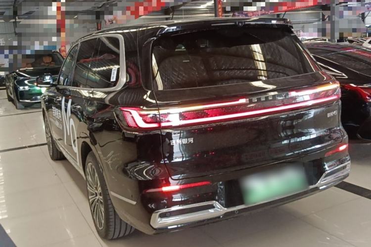 Used Geely Galaxy M9 2025 Model 210km Four-Wheel-Drive Leading Edition Exterior 2