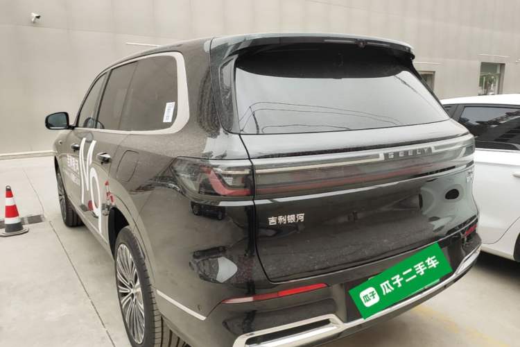 Used Geely Galaxy M9 2025 Model 210km Four-Wheel-Drive Leading Edition Exterior 2