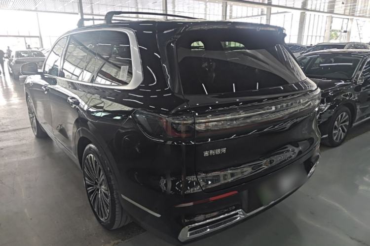 Used Geely Galaxy M9 2025 Model 210km Four-Wheel-Drive Leading Edition Exterior 2