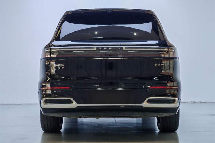 Used Geely Galaxy M9 2025 Model 210km Four-Wheel-Drive Leading Edition Exterior 4