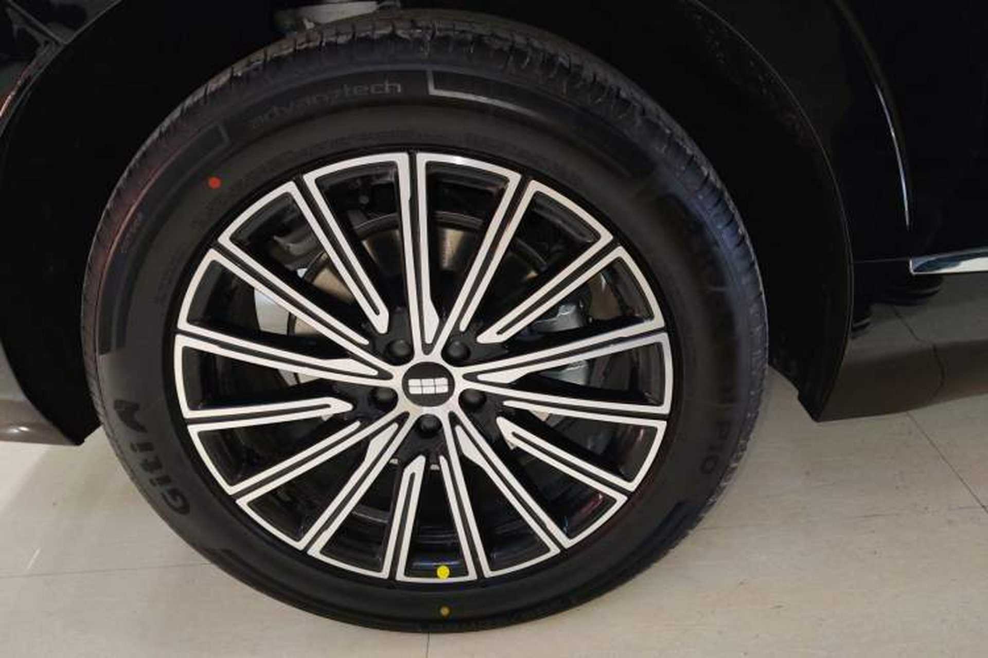 Used Geely Galaxy M9 2025 Model 230km Two-Wheel-Drive Exploration Edition Exterior 8