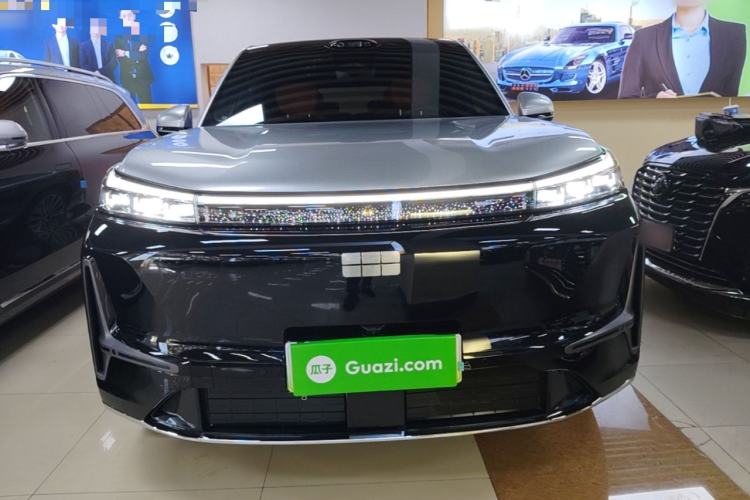 Used Geely Galaxy M9 2025 Model 210km Four-Wheel-Drive Leading Edition Front