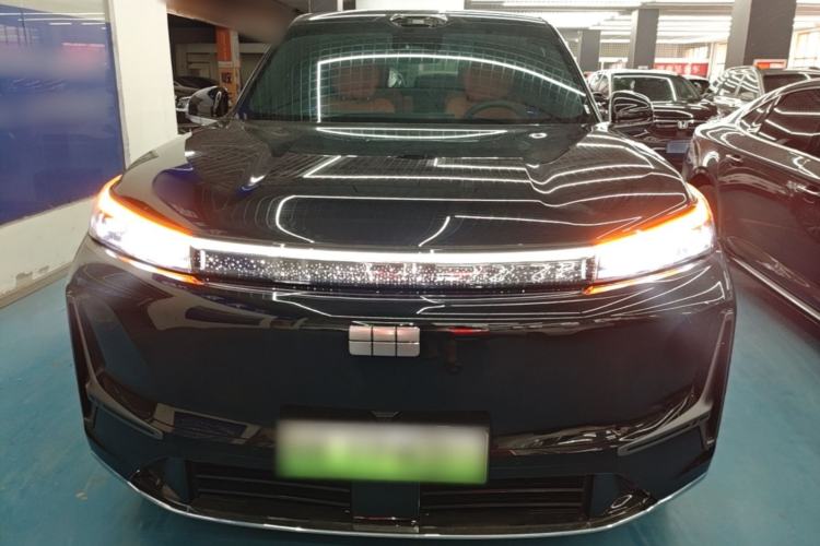 Used Geely Galaxy M9 2025 Model 210km Four-Wheel-Drive Leading Edition Front