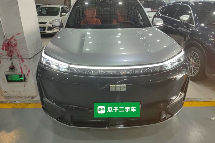 Used Geely Galaxy M9 2025 Model 210km Four-Wheel-Drive Leading Edition Front