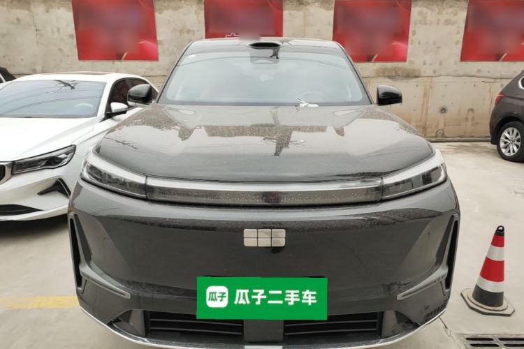 Used Geely Galaxy M9 2025 Model 210km Four-Wheel-Drive Leading Edition Front