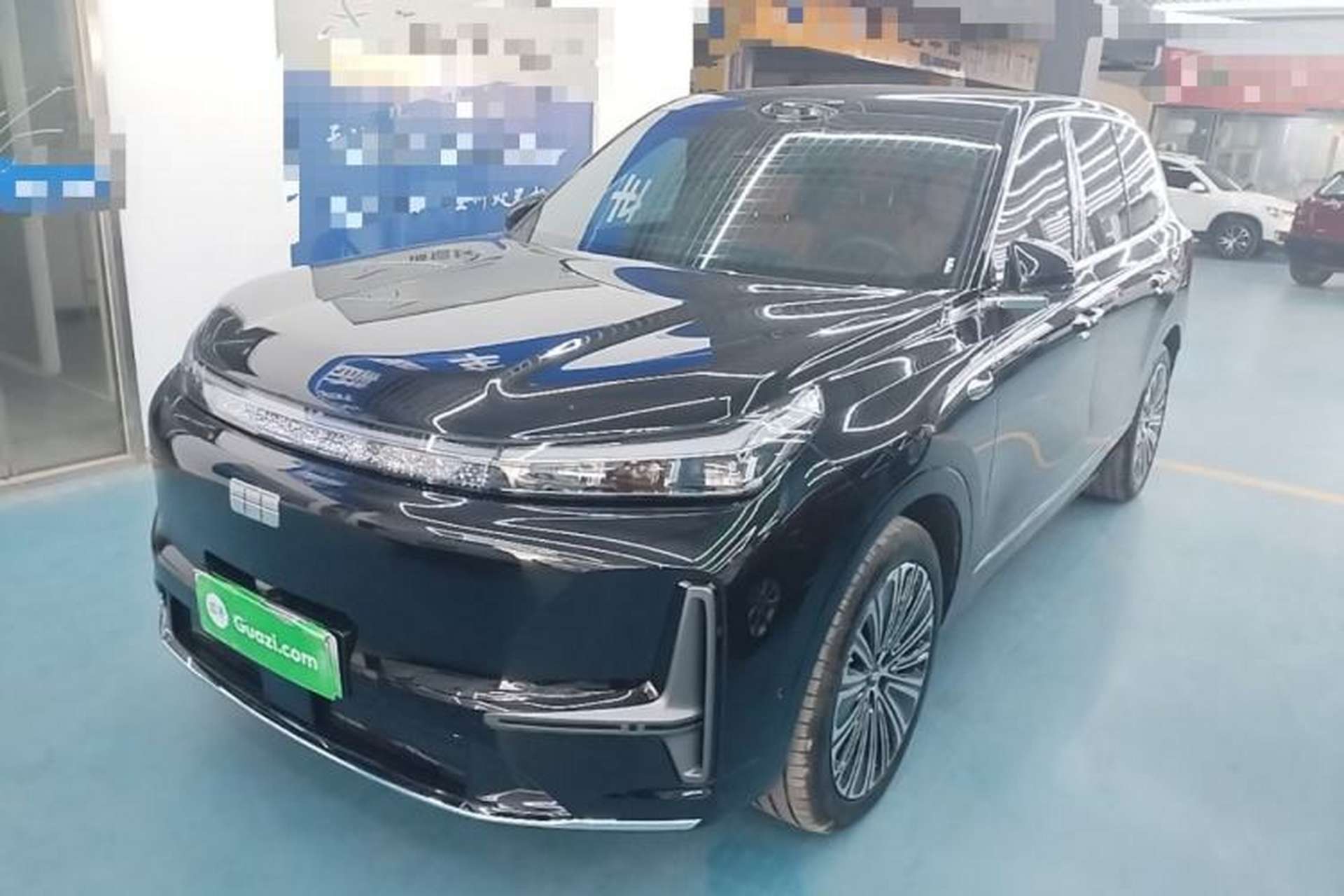 Used Geely Galaxy M9 2025 Model 210km Four-Wheel-Drive Leading Edition Front Left 45 Deg