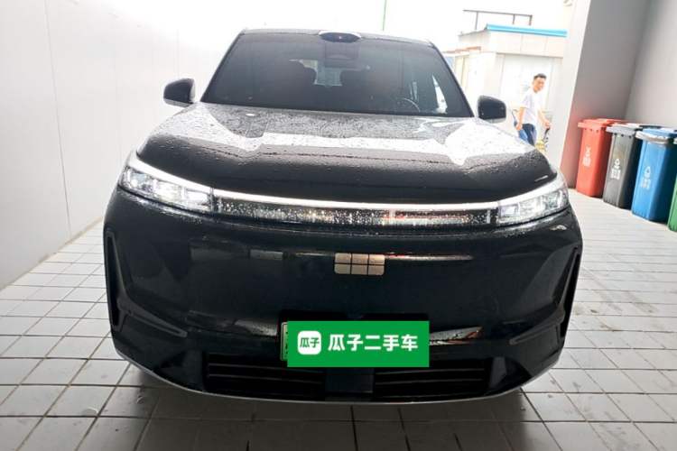 Used Geely Galaxy M9 2025 Model 210km Four-Wheel-Drive Leading Edition Front