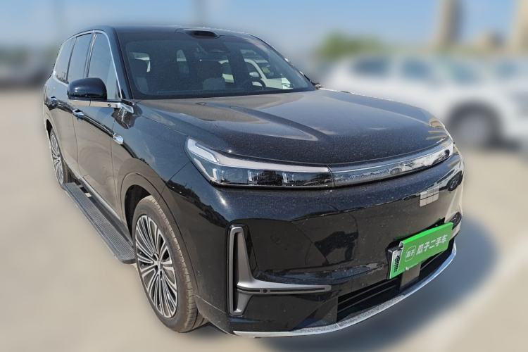 Used Geely Galaxy M9 2025 Model 210km Four-Wheel-Drive Leading Edition Front Right 45 Deg