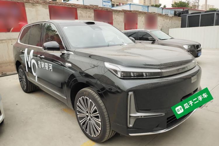 Used Geely Galaxy M9 2025 Model 210km Four-Wheel-Drive Leading Edition Front Right 45 Deg