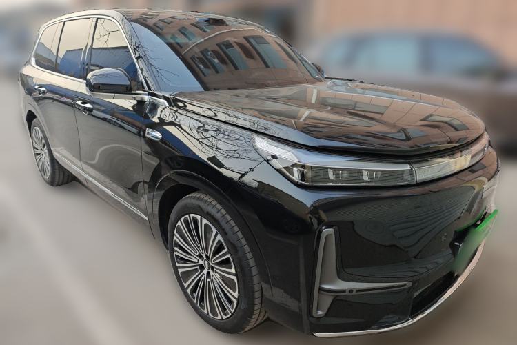 Used Geely Galaxy M9 2025 Model 210km Four-Wheel-Drive Leading Edition Front Right 45 Deg