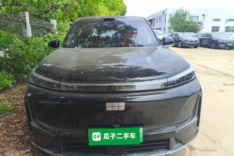 Used Geely Galaxy M9 2025 Model 210km Four-Wheel-Drive Leading Edition Front