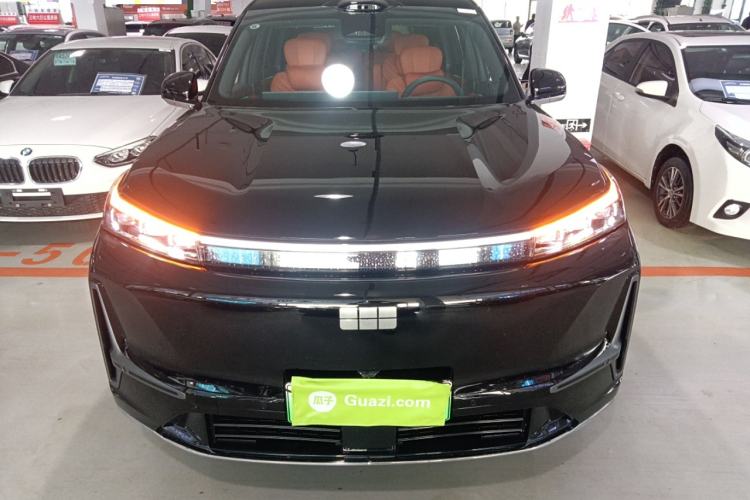 Used Geely Galaxy M9 2025 Model 210km Four-Wheel-Drive Leading Edition Front