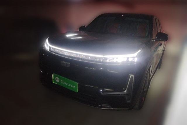 Used Geely Galaxy M9 2025 Model 210km Four-Wheel-Drive Leading Edition