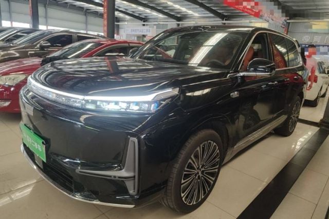 Used Geely Galaxy M9 2025 Model 210km Four-Wheel-Drive Leading Edition