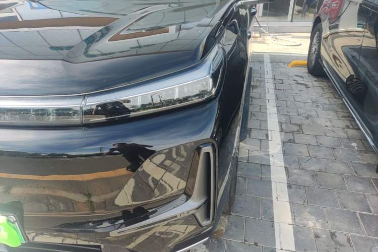 Used Geely Galaxy M9 2025 Model 210km Four-Wheel-Drive Leading Edition Left Front Headlight