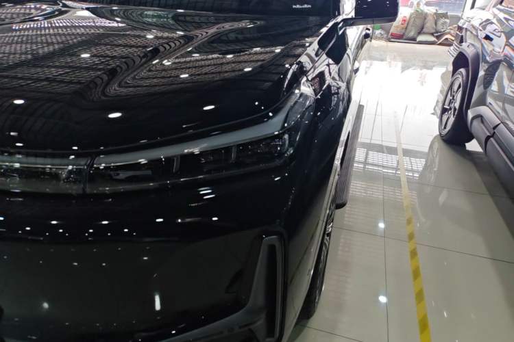Used Geely Galaxy M9 2025 Model 210km Four-Wheel-Drive Leading Edition Left Front Headlight