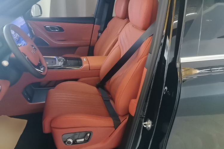Used Geely Galaxy M9 2025 Model 210km Four-Wheel-Drive Leading Edition Left Front Seat