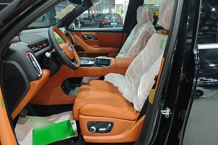 Used Geely Galaxy M9 2025 Model 210km Four-Wheel-Drive Leading Edition Left Front Seat