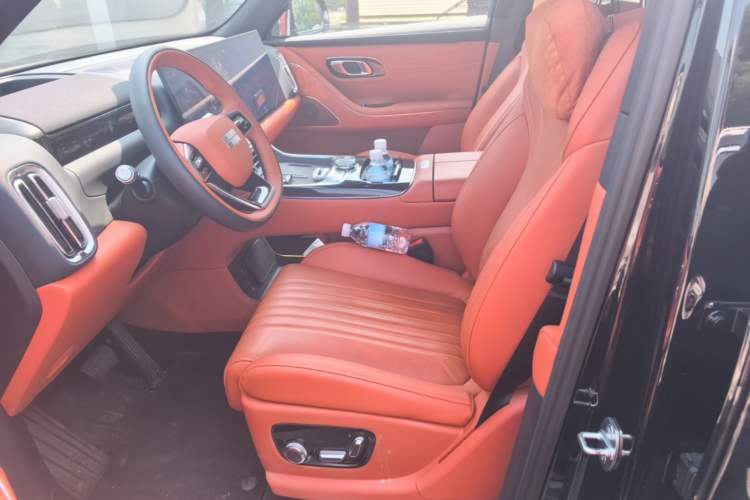 Used Geely Galaxy M9 2025 Model 210km Four-Wheel-Drive Leading Edition Left Front Seat