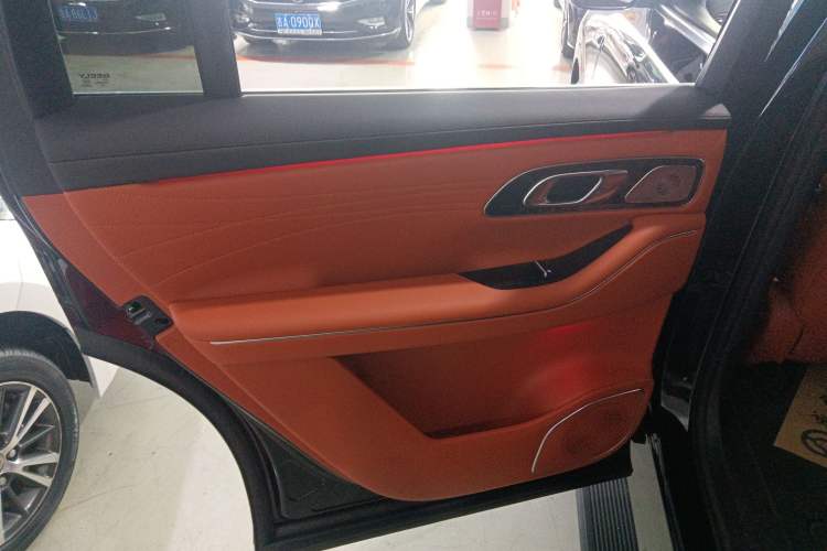 Used Geely Galaxy M9 2025 Model 210km Four-Wheel-Drive Leading Edition Left Rear Door Interior