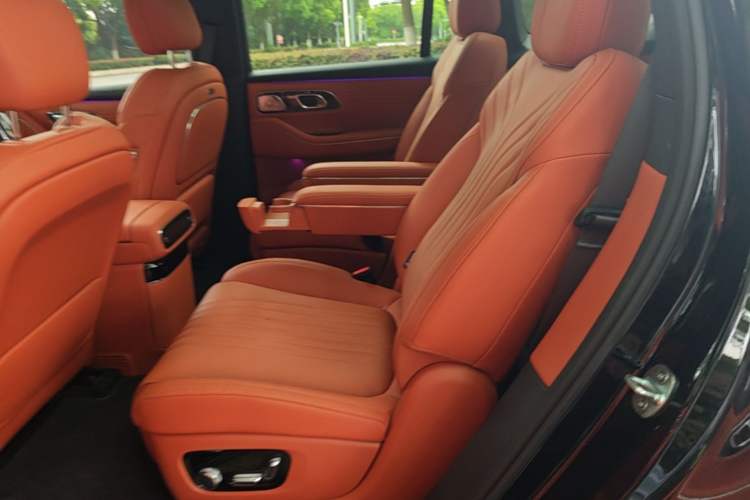 Used Geely Galaxy M9 2025 Model 210km Four-Wheel-Drive Leading Edition Left Rear Seat