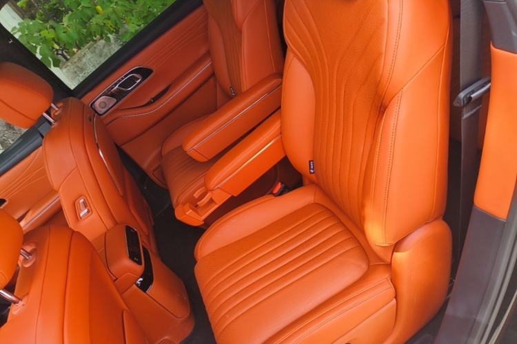 Used Geely Galaxy M9 2025 Model 210km Four-Wheel-Drive Leading Edition Left Rear Seat