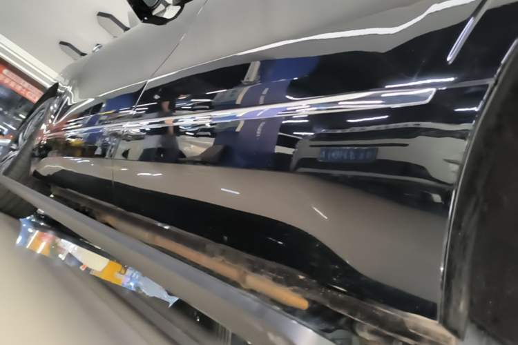 Used Geely Galaxy M9 2025 Model 230km Two-Wheel-Drive Exploration Edition Left Side Sill