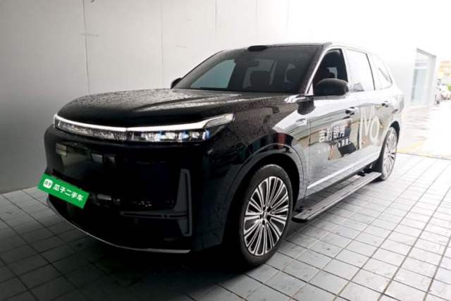 Used Geely Galaxy M9 2025 Model 210km Four-Wheel-Drive Leading Edition