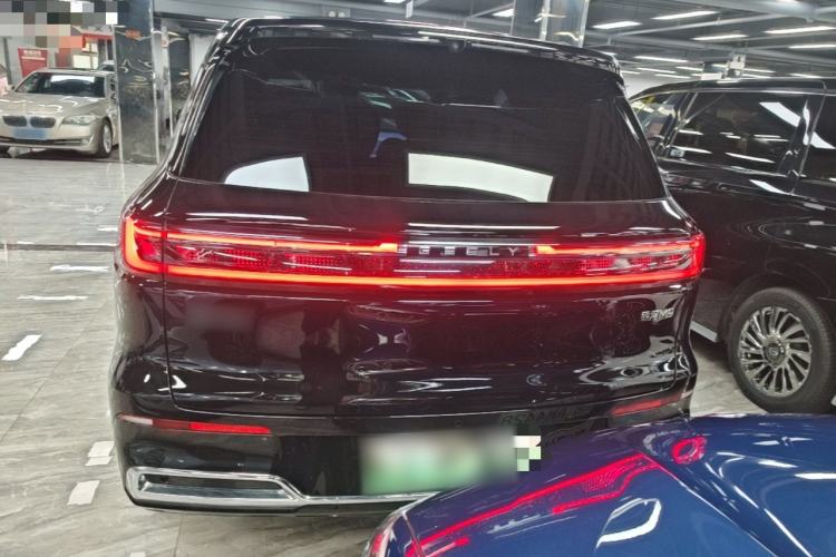 Used Geely Galaxy M9 2025 Model 210km Four-Wheel-Drive Leading Edition Rear