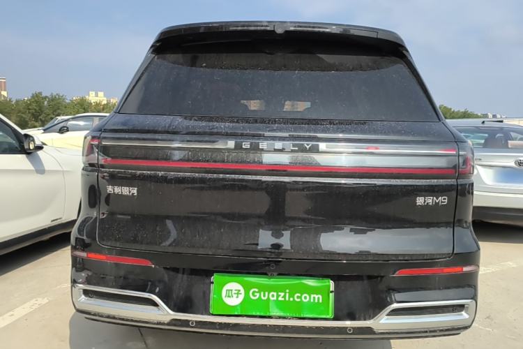 Used Geely Galaxy M9 2025 Model 210km Four-Wheel-Drive Leading Edition Rear
