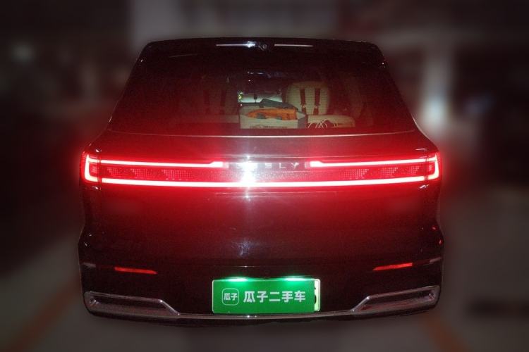 Used Geely Galaxy M9 2025 Model 210km Four-Wheel-Drive Leading Edition Rear