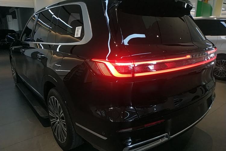 Used Geely Galaxy M9 2025 Model 210km Four-Wheel-Drive Leading Edition Rear Left 45 Deg