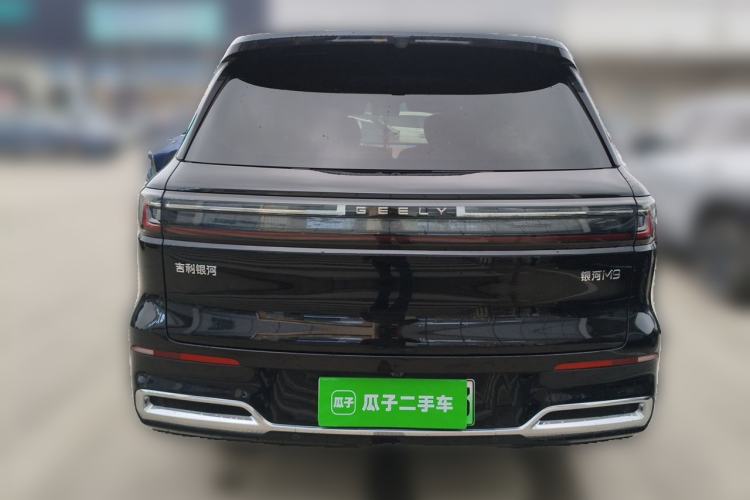 Used Geely Galaxy M9 2025 Model 210km Four-Wheel-Drive Leading Edition Rear