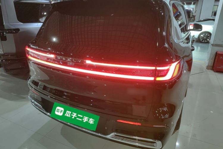 Used Geely Galaxy M9 2025 Model 210km Four-Wheel-Drive Leading Edition Rear Right 45 Deg