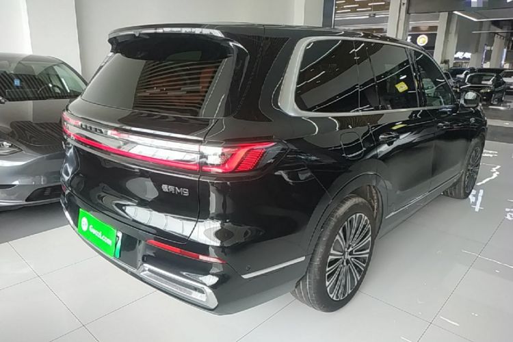 Used Geely Galaxy M9 2025 Model 210km Four-Wheel-Drive Leading Edition Rear Right 45 Deg