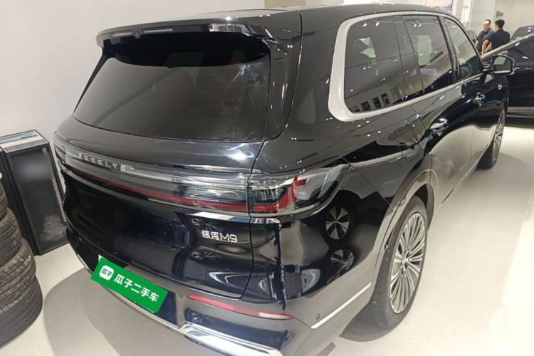 Used Geely Galaxy M9 2025 Model 210km Four-Wheel-Drive Leading Edition Rear Right 45 Deg