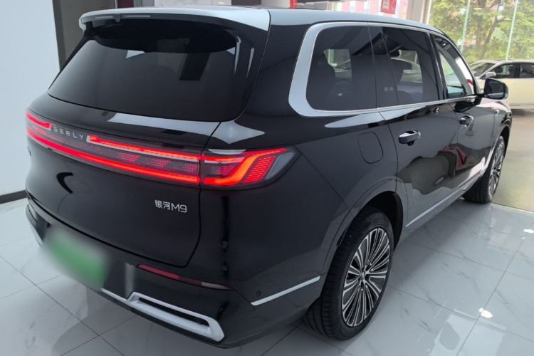 Used Geely Galaxy M9 2025 Model 210km Four-Wheel-Drive Leading Edition Rear Right 45 Deg