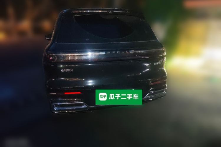 Used Geely Galaxy M9 2025 Model 230km Two-Wheel-Drive Long-Distance Edition Rear