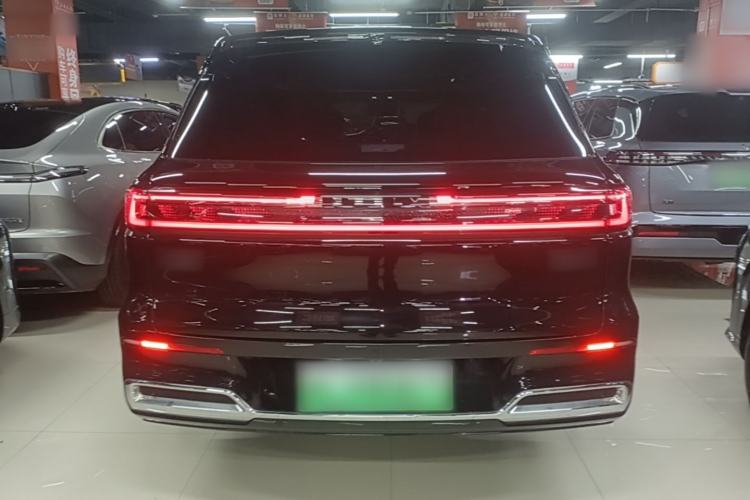 Used Geely Galaxy M9 2025 Model 230km Two-Wheel-Drive Exploration Edition Rear