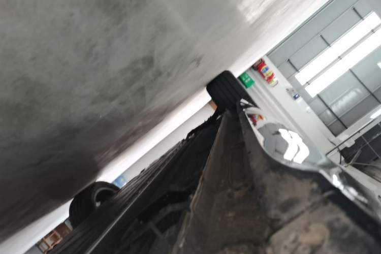 Used Geely Galaxy M9 2025 Model 210km Four-Wheel-Drive Leading Edition Right Side Sill