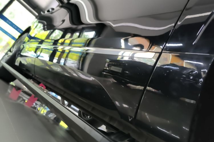 Used Geely Galaxy M9 2025 Model 230km Two-Wheel-Drive Exploration Edition Right Side Sill