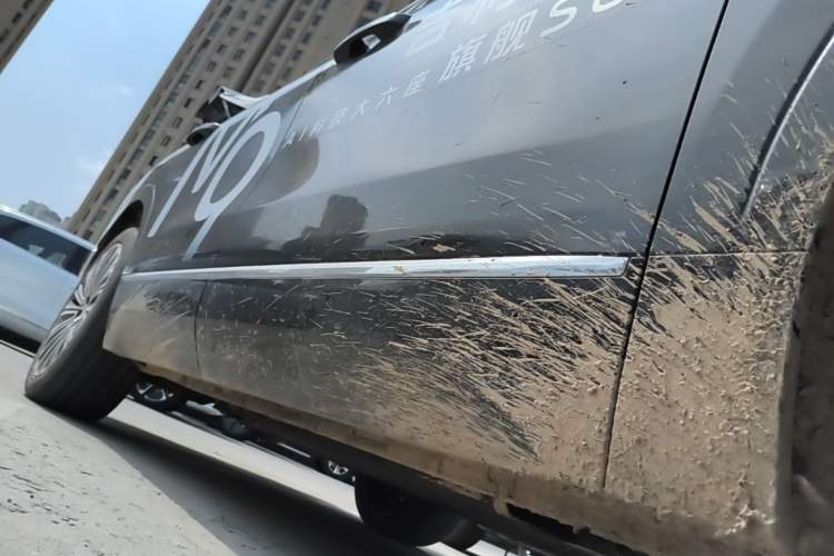Used Geely Galaxy M9 2025 Model 210km Four-Wheel-Drive Leading Edition Right Side Sill