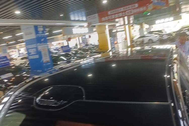 Used Geely Galaxy M9 2025 Model 210km Four-Wheel-Drive Leading Edition Roof