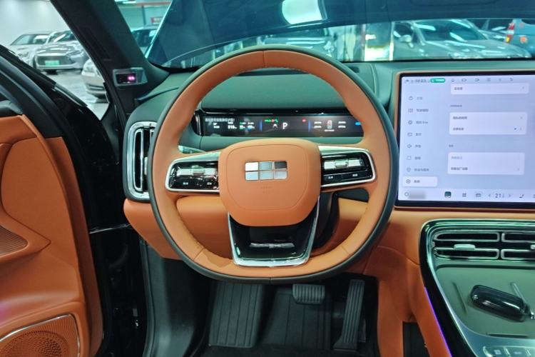 Used Geely Galaxy M9 2025 Model 210km Four-Wheel-Drive Leading Edition Steering Wheel